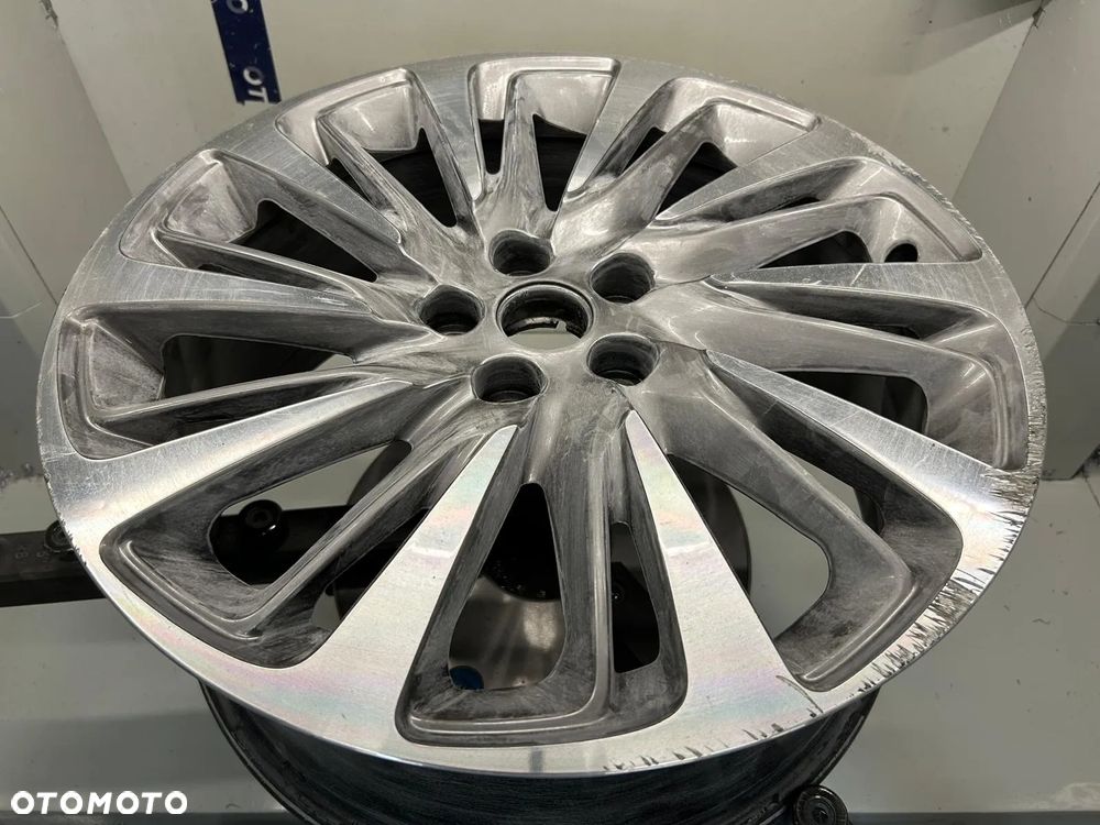 FELGI ALUFELGI REGENERACJA CNC MALOWANIE PIASKOWANIE NAPRAWA ZWOLEŃ - 12