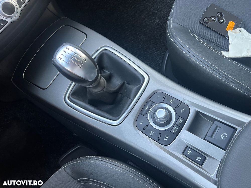 Renault Laguna dCi 110 FAP Dynamique - 8