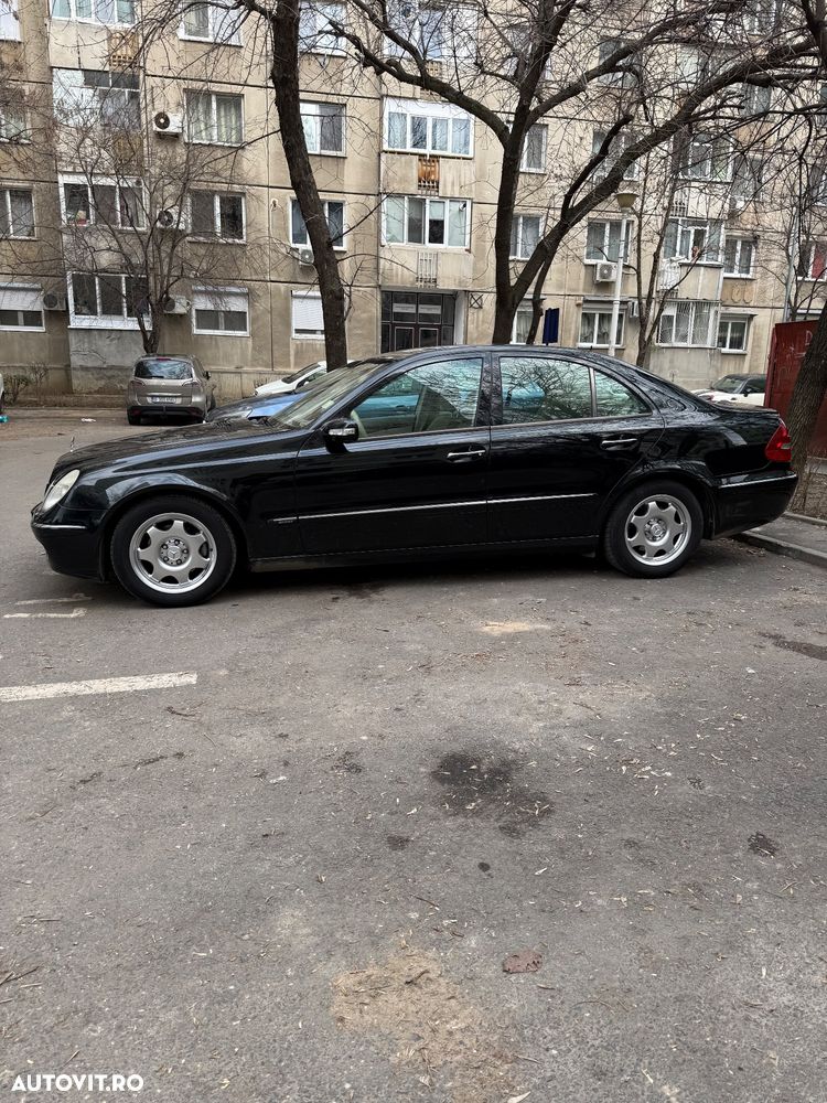 Mercedes-Benz E 200 CDI Classic - 2