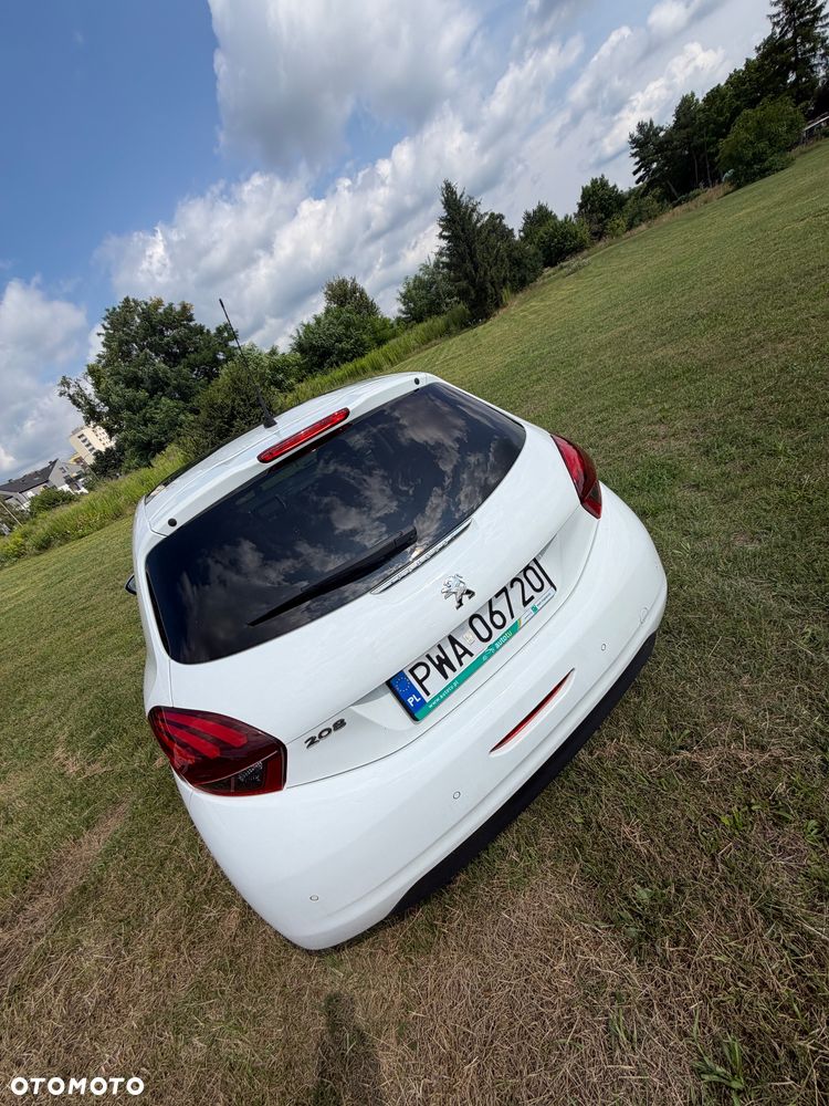 Peugeot 208 1.2 PureTech Allure S&S EAT6 - 4