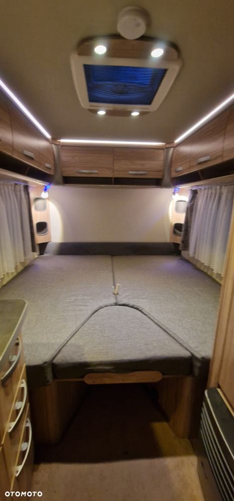 Hymer-Eriba Nova light 442 - 8