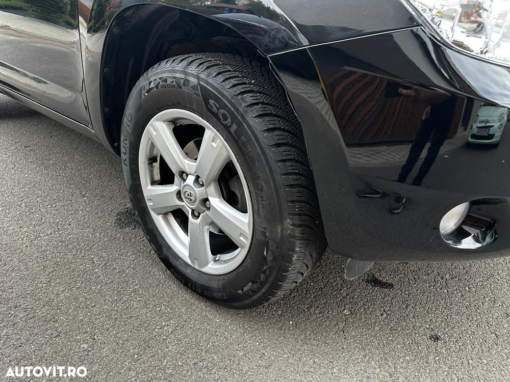 Toyota RAV4 2.0 Aut Luxury City - 11