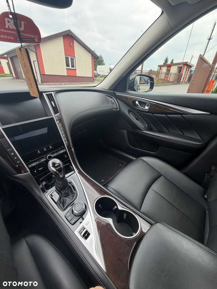 Infiniti Q50 - 9