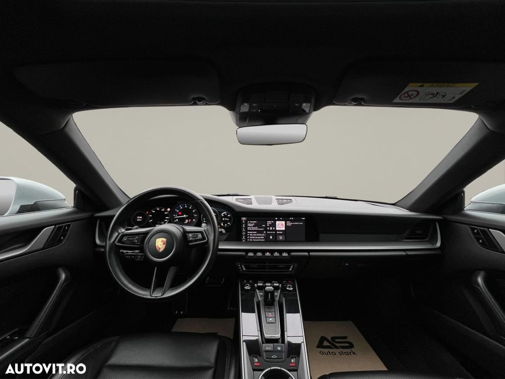 Porsche 911 Carrera PDK - 18