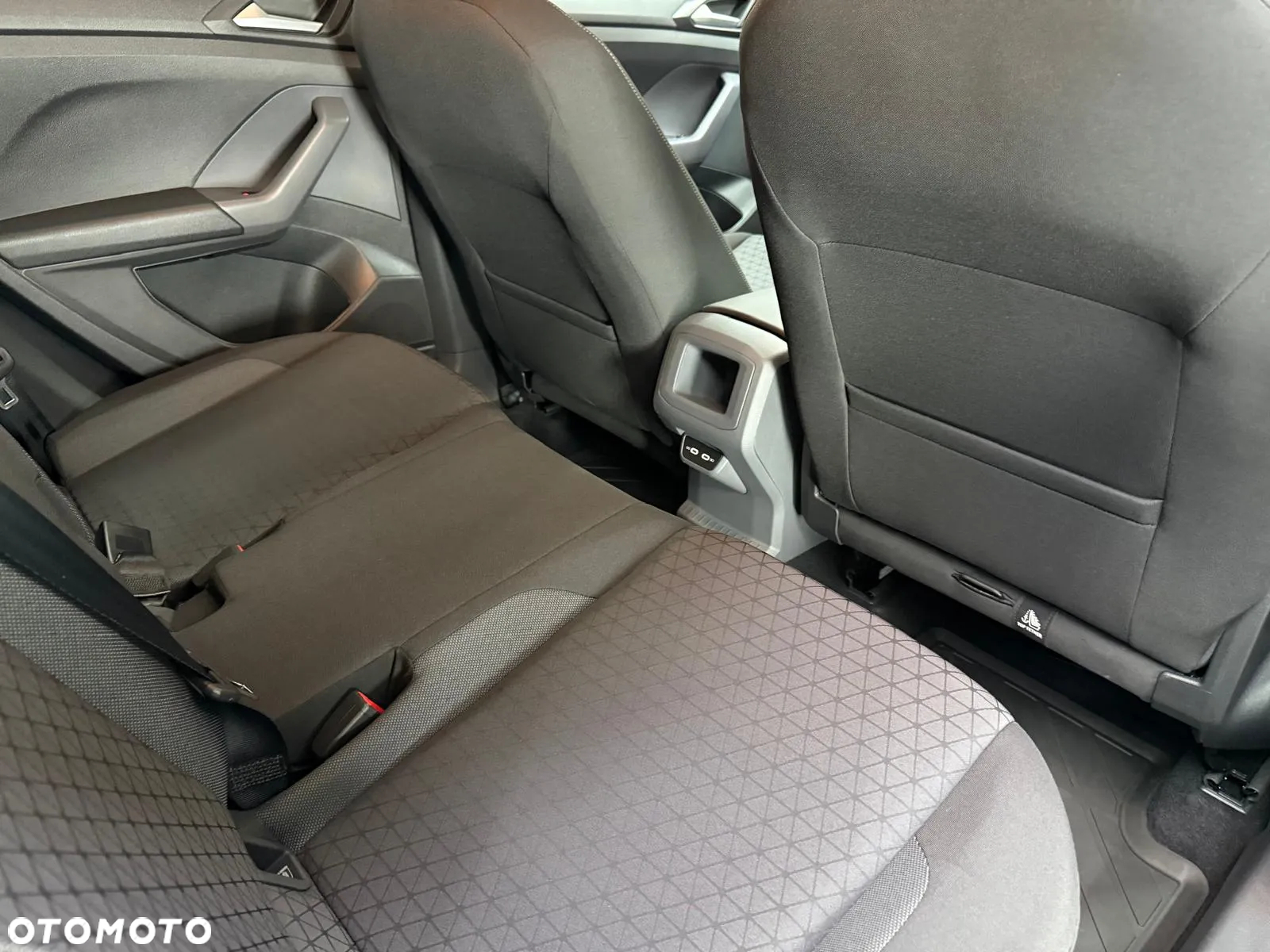 Volkswagen T-Cross 1.6 TDI SCR Life - 31