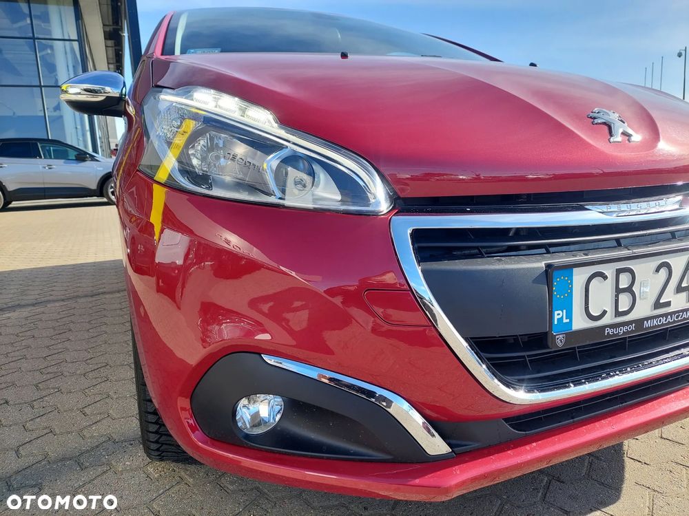 Peugeot 208 1.2 PureTech Style - 12