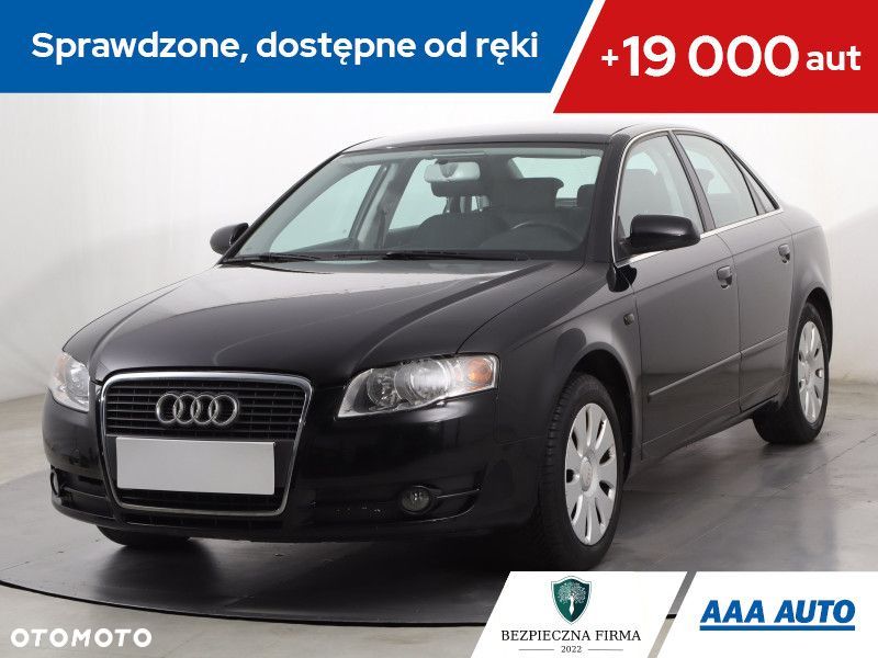 Audi A4 Limousine - 1