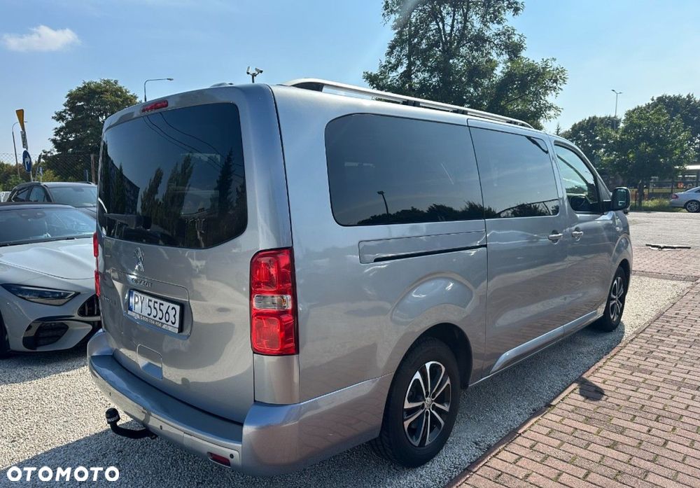 Peugeot Traveller - 5