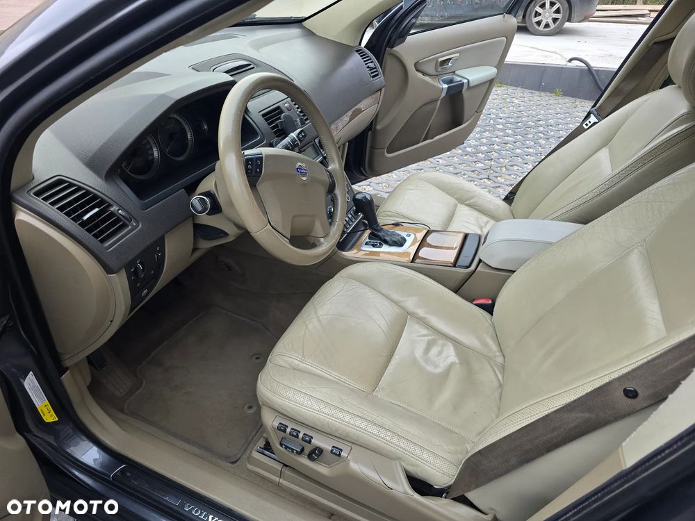 Volvo XC 90 D5 Executive - 21