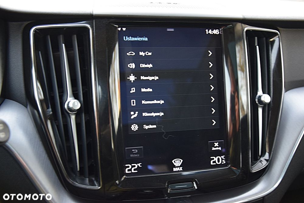 Volvo XC 60 B4 D AWD Geartronic Momentum - 22