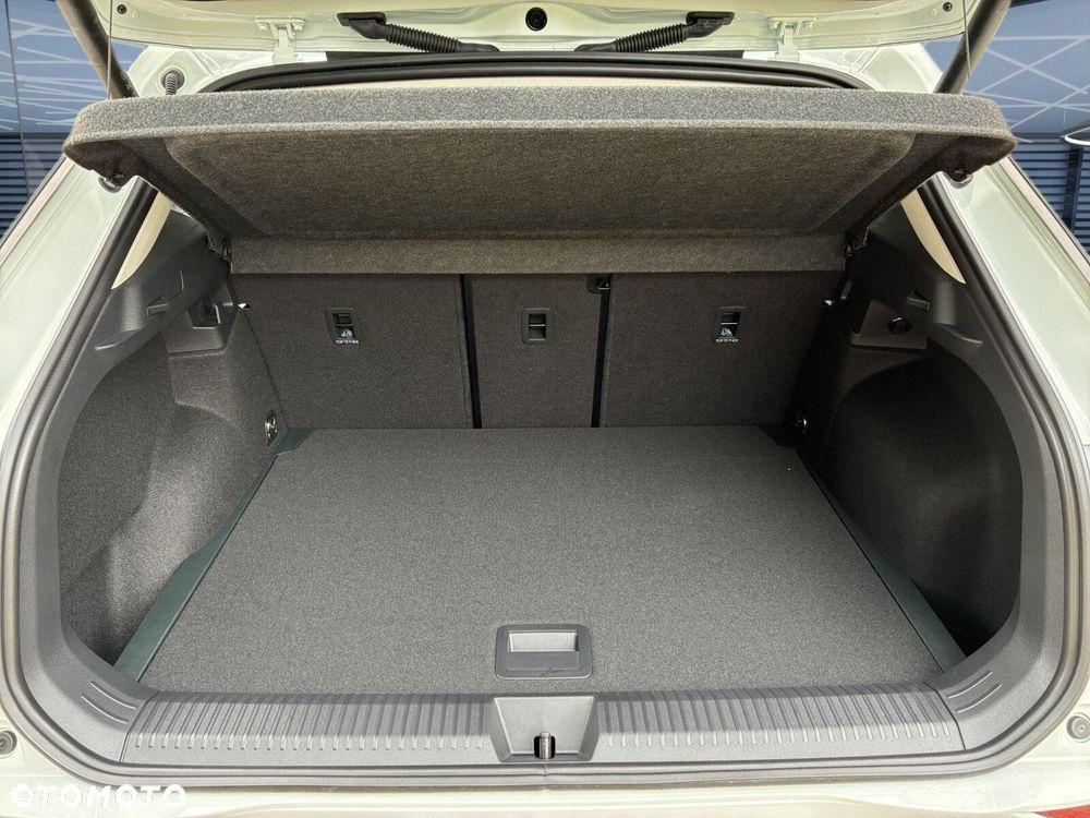 Volkswagen T-Roc - 30