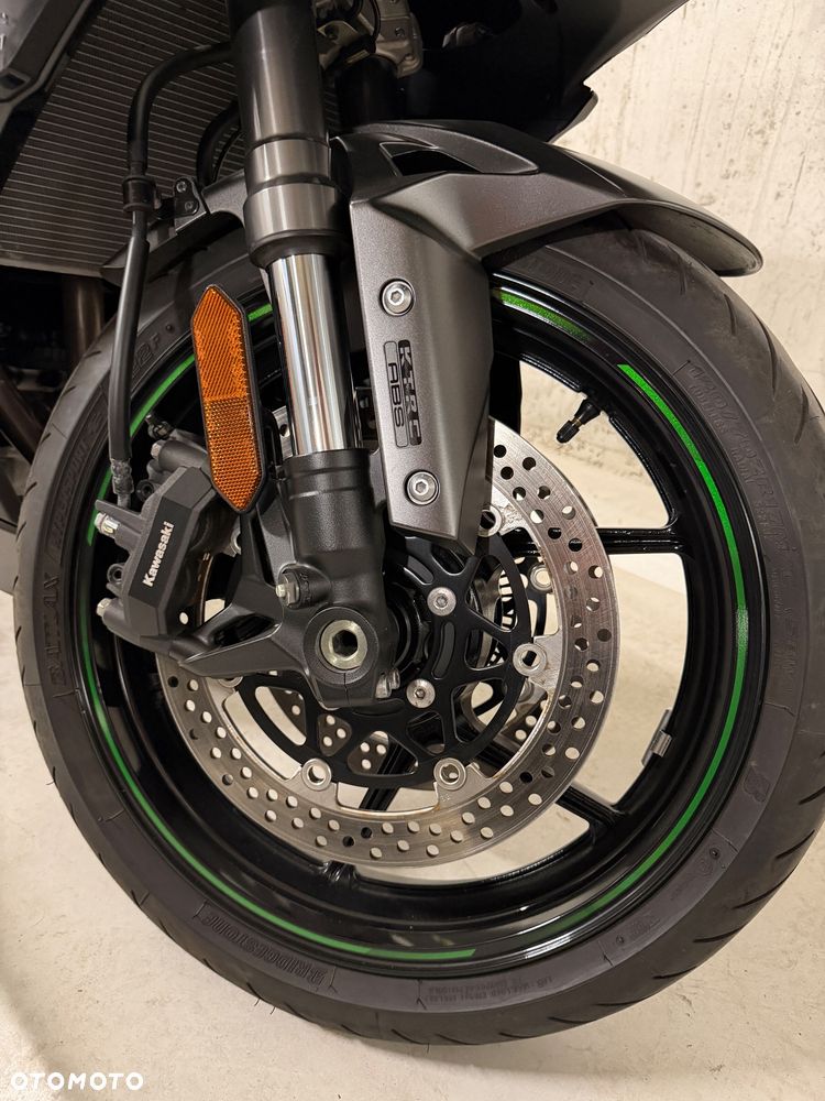 Kawasaki Ninja 1000 SX - 15