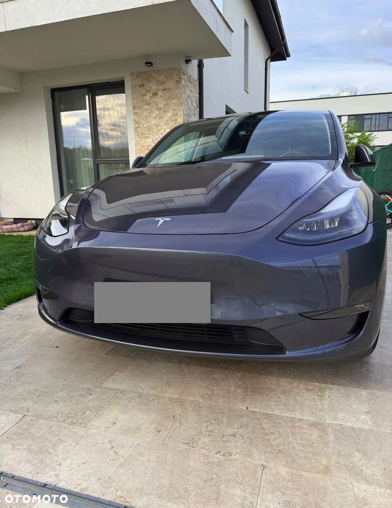 Tesla Model Y Long Range Dual Motor AWD - 14