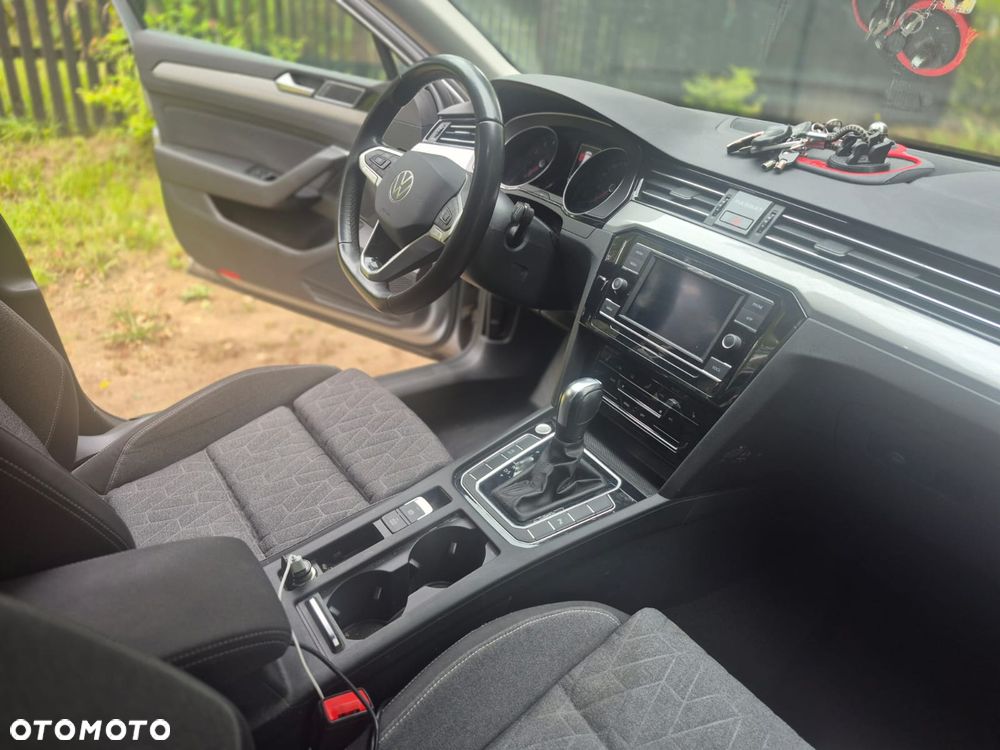 Volkswagen Passat 1.5 TSI ACT mHEV Style DSG - 6