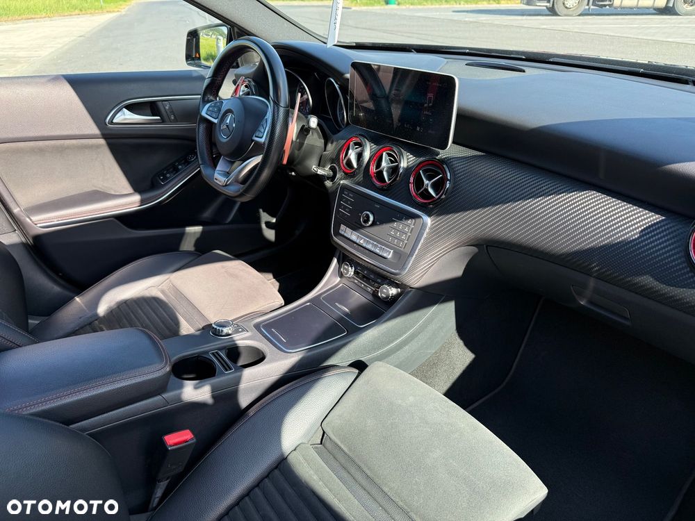 Mercedes-Benz Klasa A 250 4-Matic Sport - 19