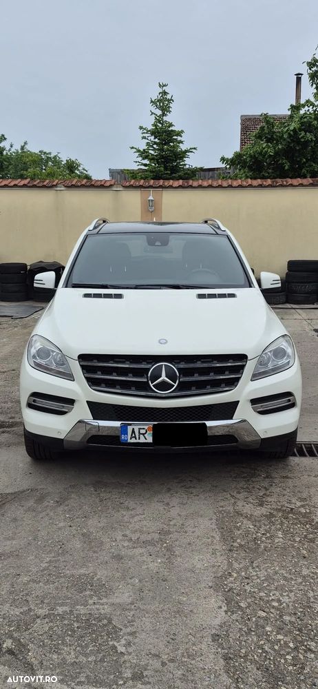 Mercedes-Benz ML - 14