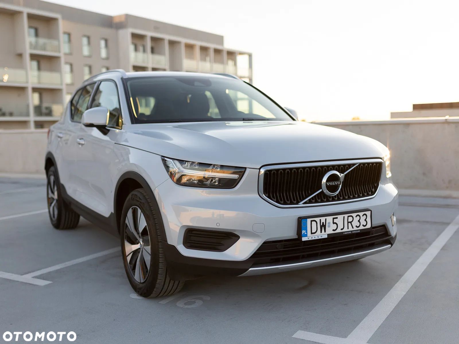 Volvo XC 40 T3 Momentum - 1