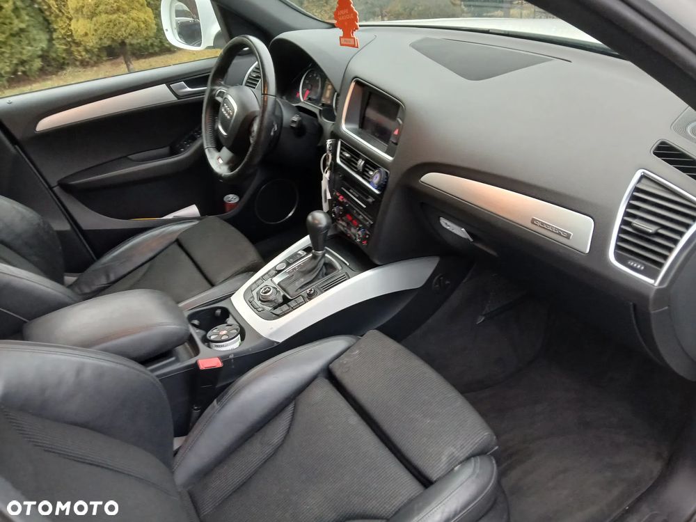 Audi Q5 3.2 FSI Quattro S tronic - 20
