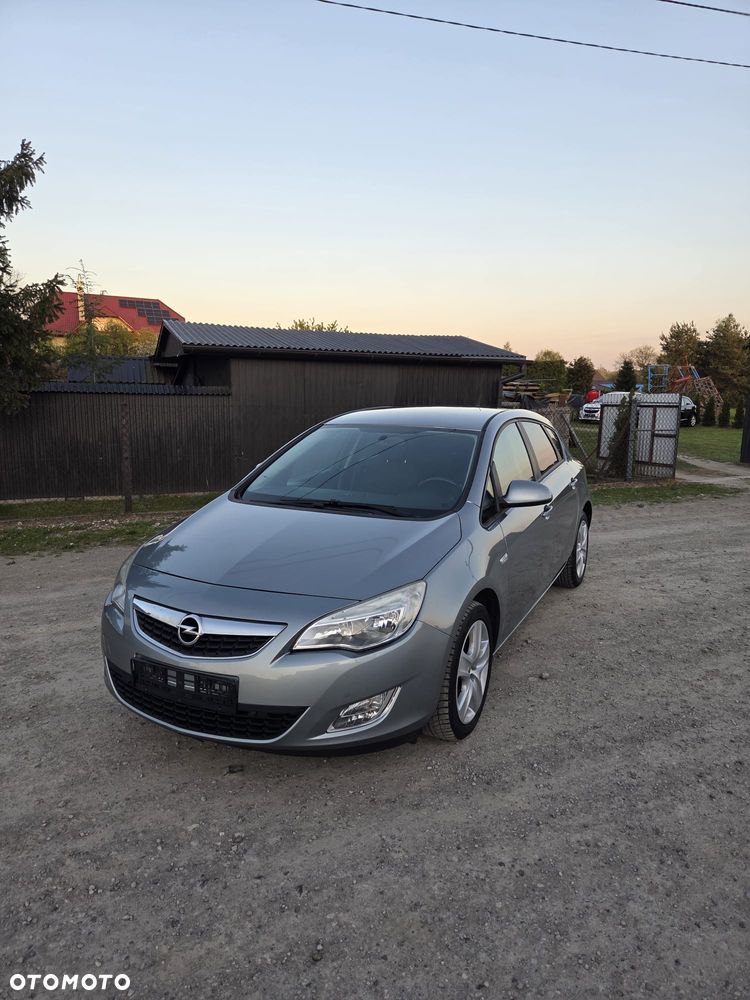 Opel Astra 1.4 ecoFLEX Cosmo - 1