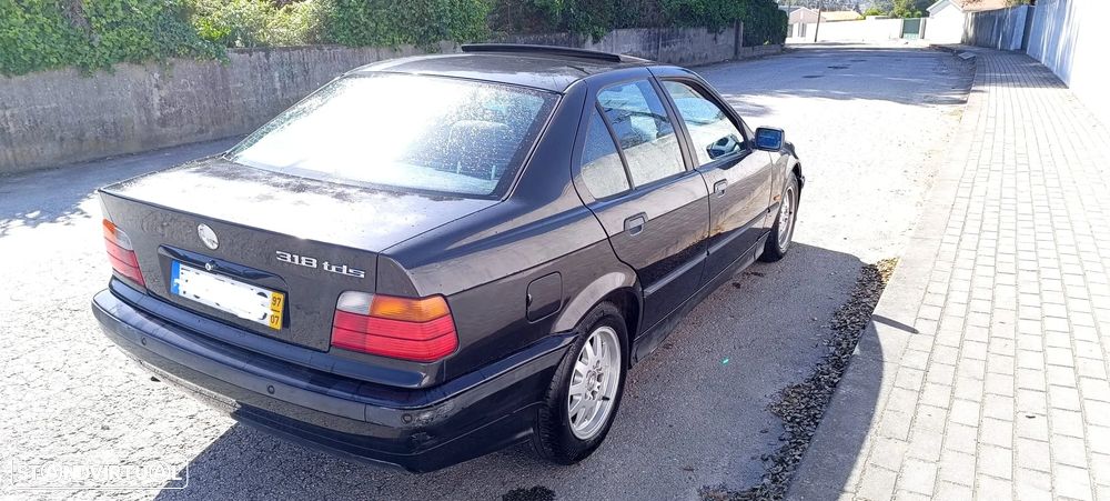 BMW 318 tds - 3