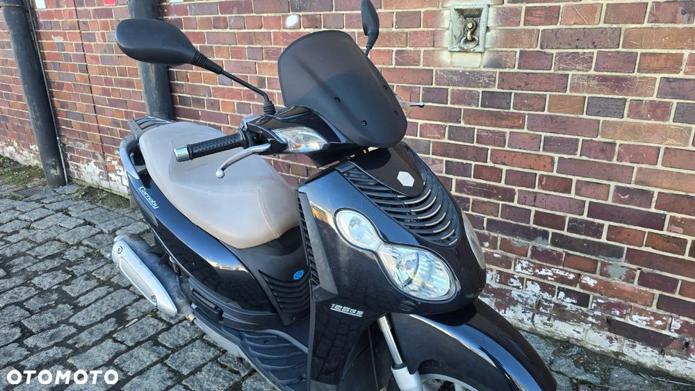 Piaggio Carnaby - 12