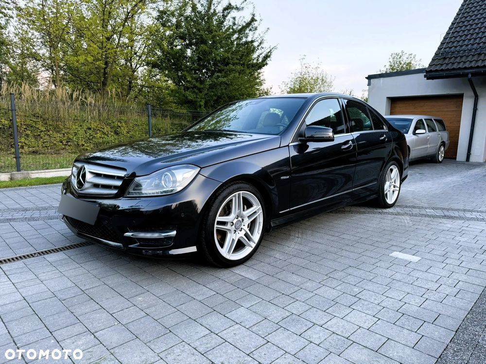 Mercedes-Benz Klasa C 350 CDI DPF (BlueEFFICIENCY) 7G-TRONIC Avantgarde - 3