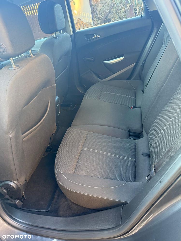 Opel Astra 1.7 CDTI - 11