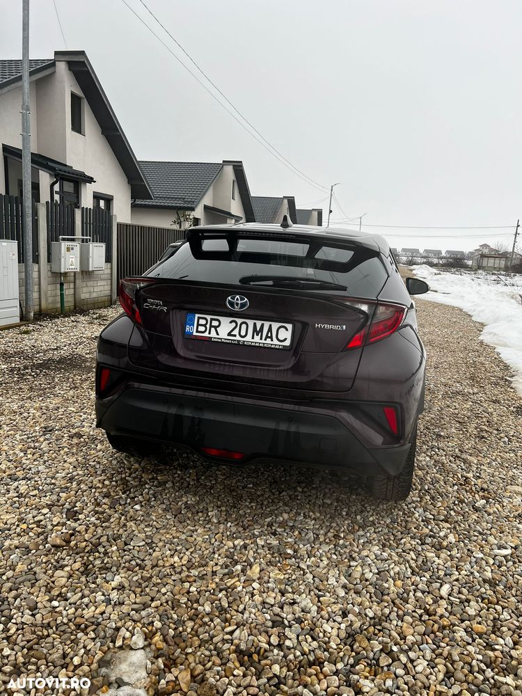 Toyota C-HR 1.8 HSD 122 CP 4x2 CVT Cult - 2