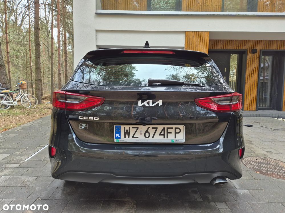 Kia Ceed 1.5 T-GDI M - 6