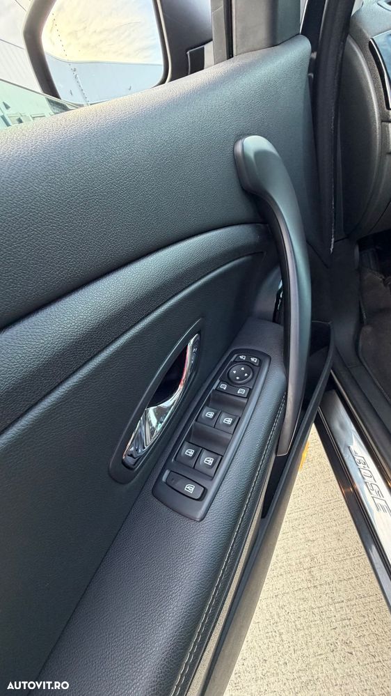 Renault Megane ENERGY dCi 130 Start & Stop Bose Edition - 26