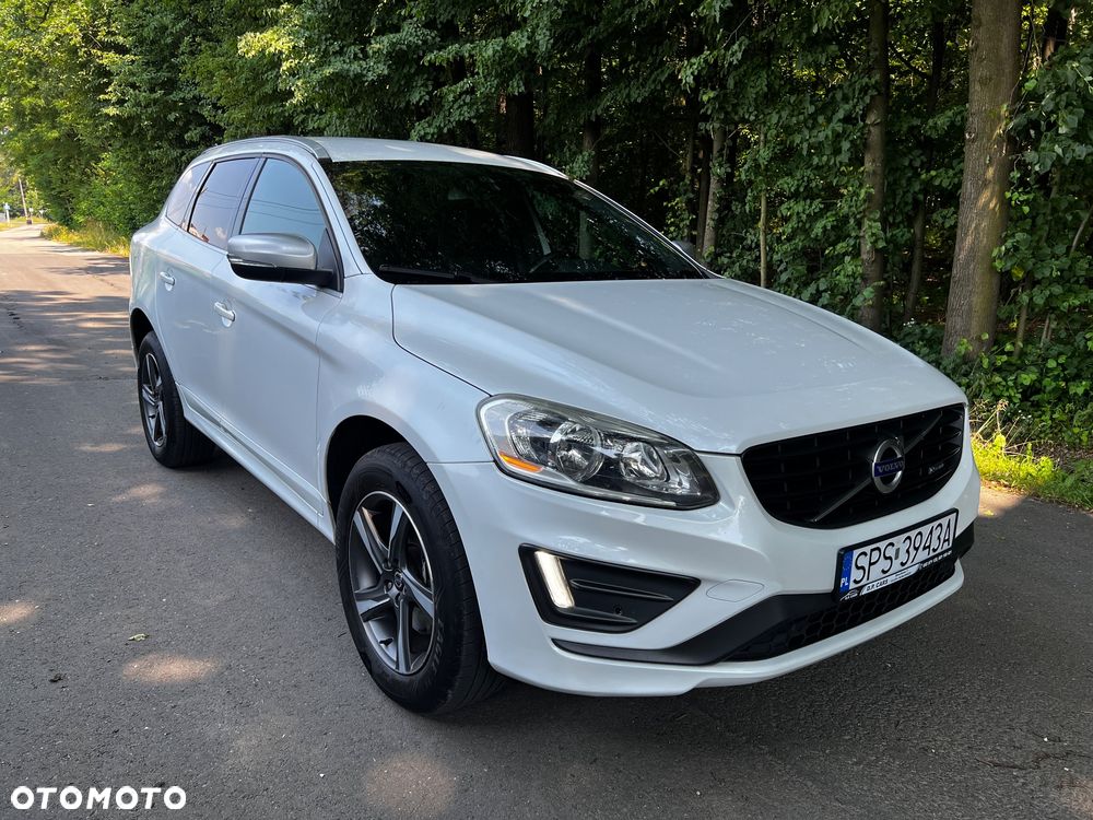 Volvo XC 60 D4 Drive-E R-Design Momentum - 1