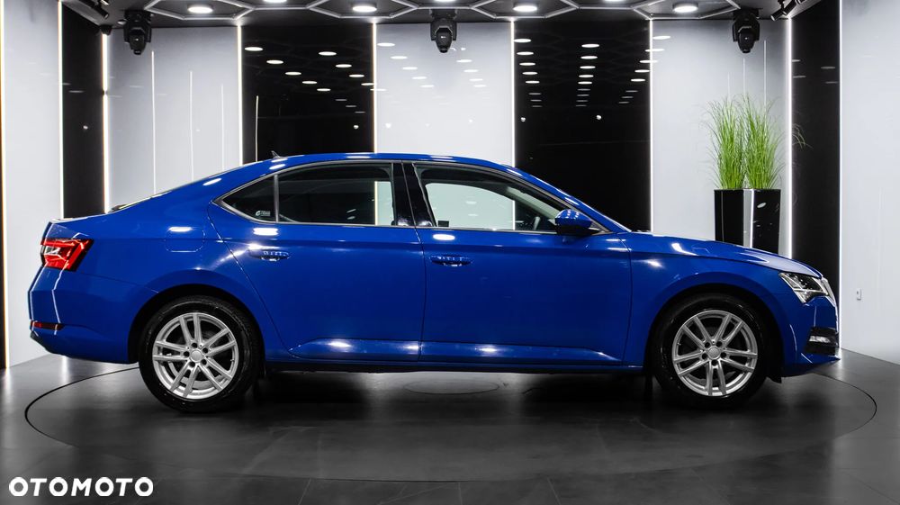 Skoda Superb 2.0 TDI SCR Ambition - 7