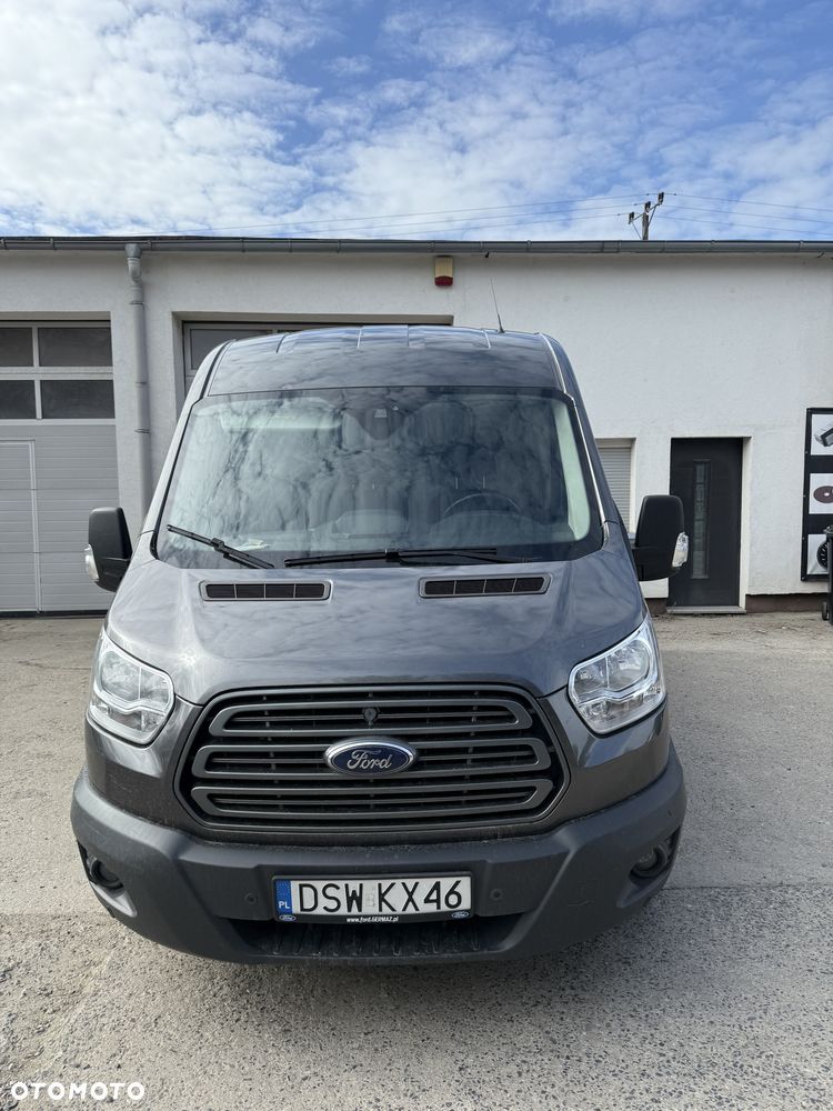Ford Transit - 1