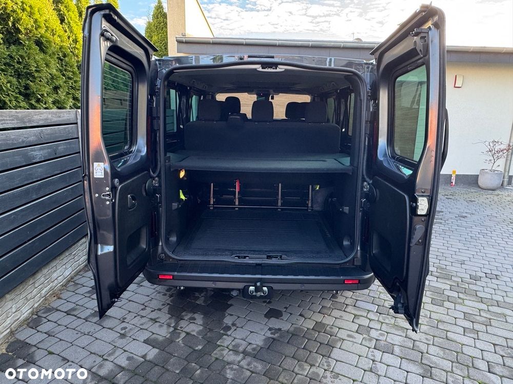 Renault Trafic - 12