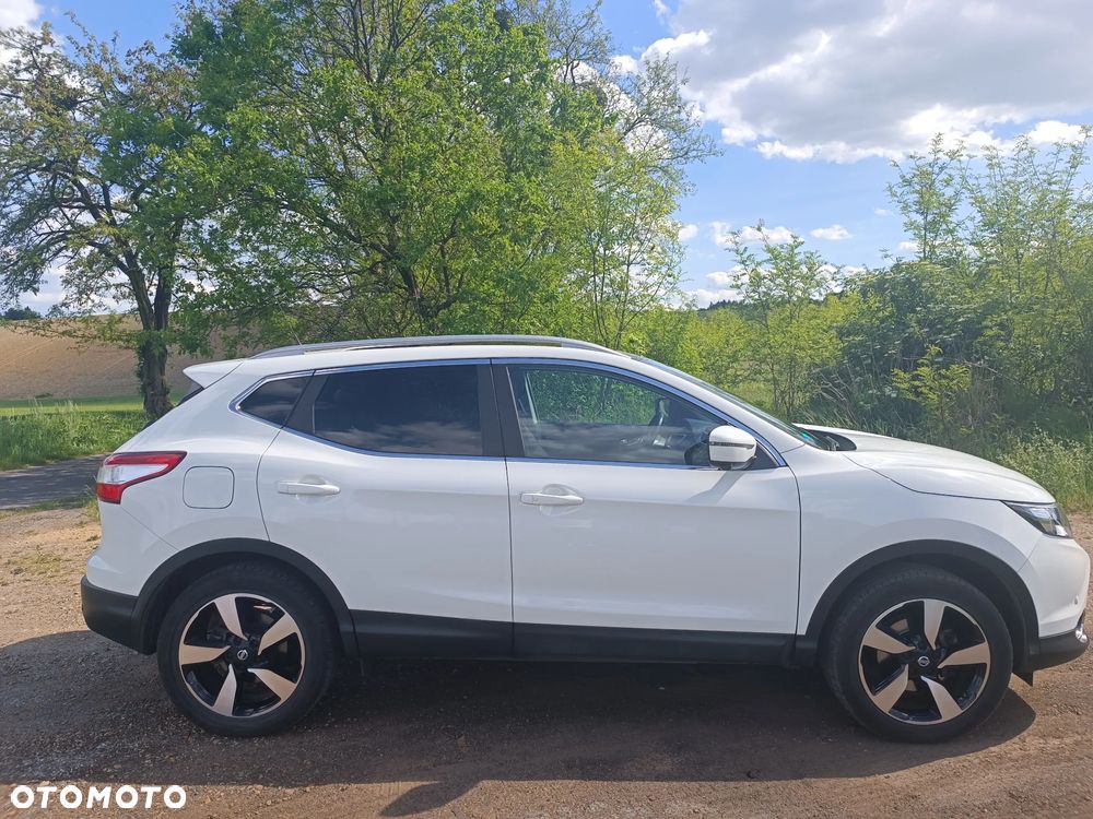 Nissan Qashqai 1.2 DIG-T N-Connecta EU6 - 3