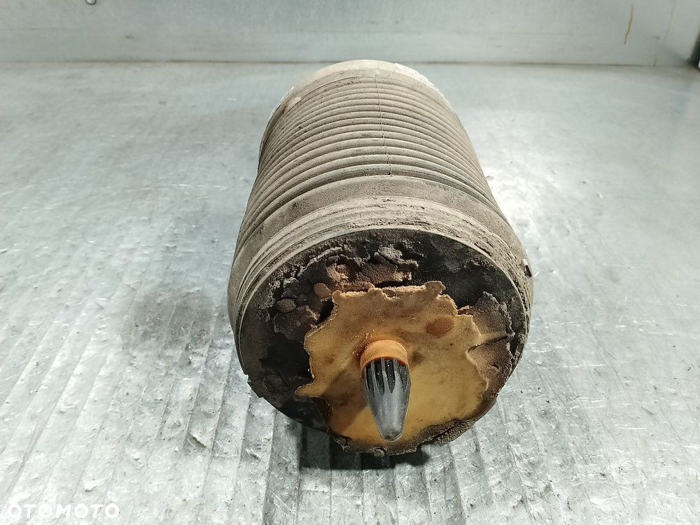 PODUSZKA ZAWIESZENIA TYŁ AUDI A6 C7 4G0616002T 3.0 TDI - 6