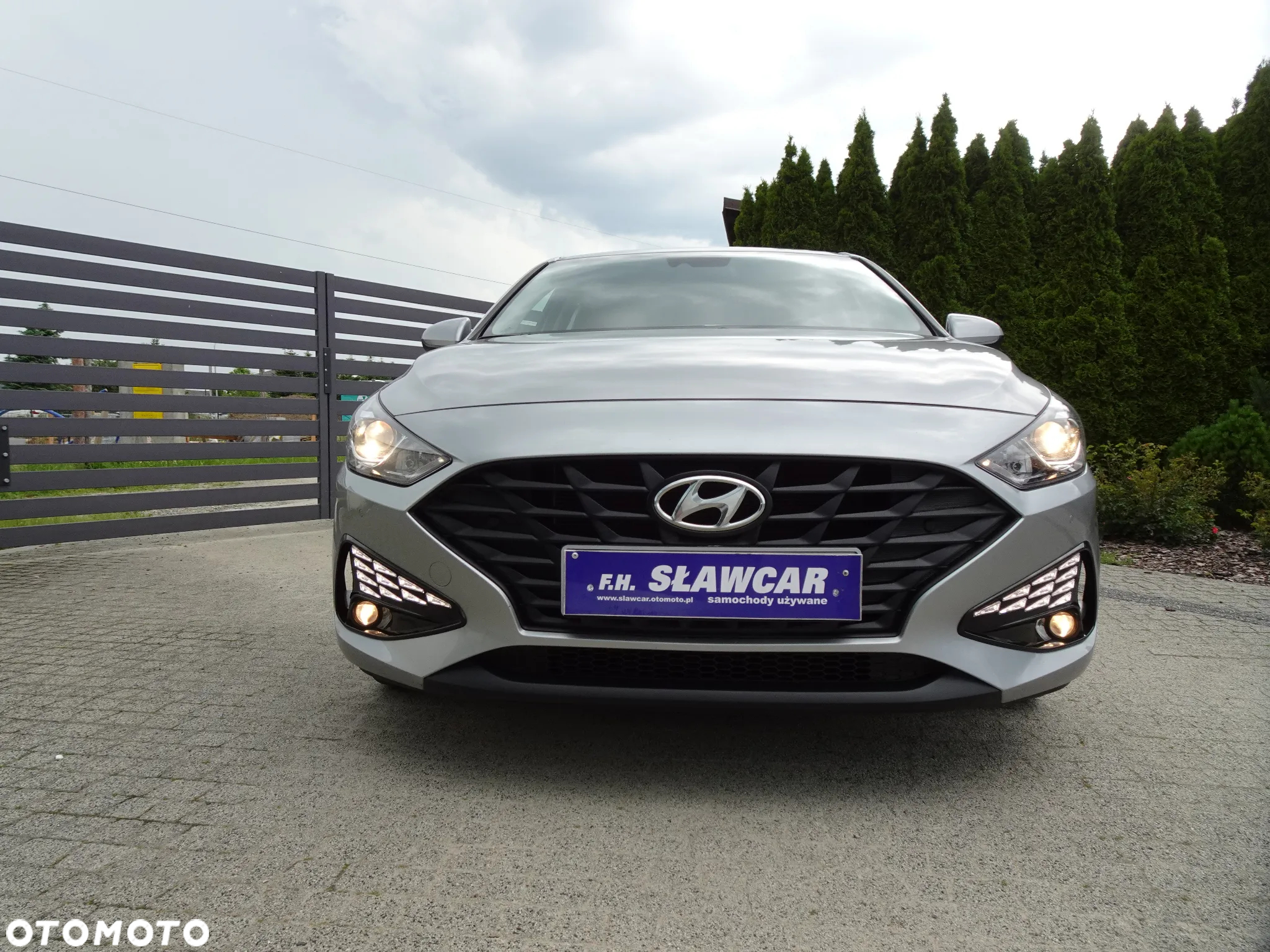 Hyundai i30 1.5 DPI Classic + - 11