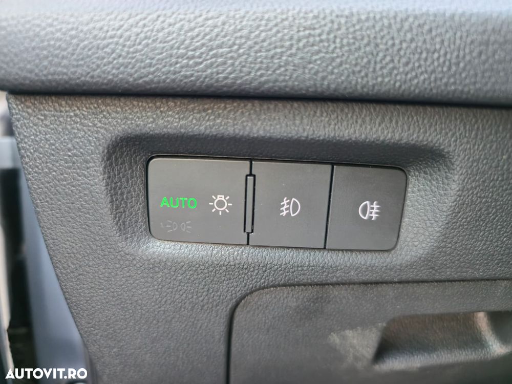 Skoda Octavia 2.0 TDI DSG Style - 14