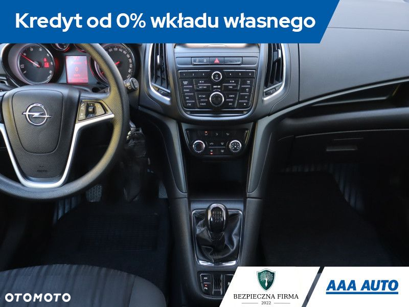 Opel Zafira - 13