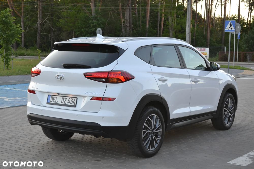 Hyundai Tucson blue 1.6 GDi 2WD Navi - 31