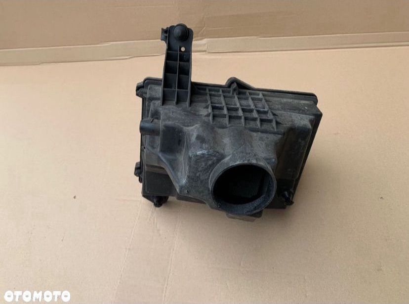 Obudowa filtra powietrza Ford c-max mk1 focus mk2 - 3