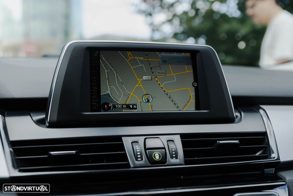BMW 216 Active Tourer d Advantage Auto - 25