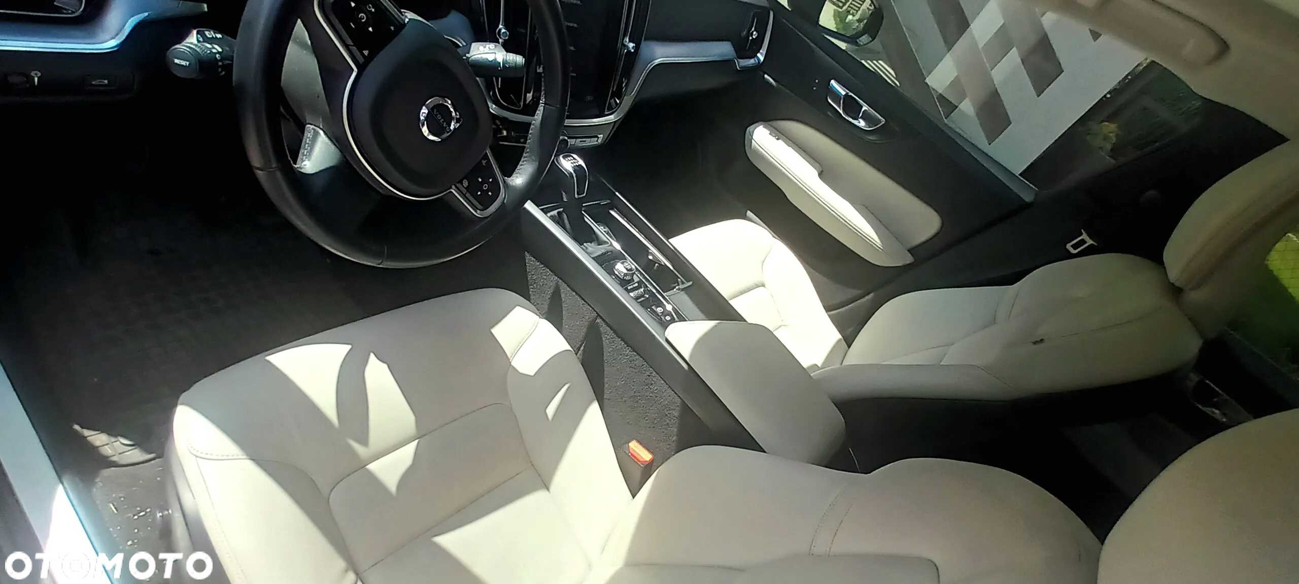 Volvo V60 D3 Inscription - 12