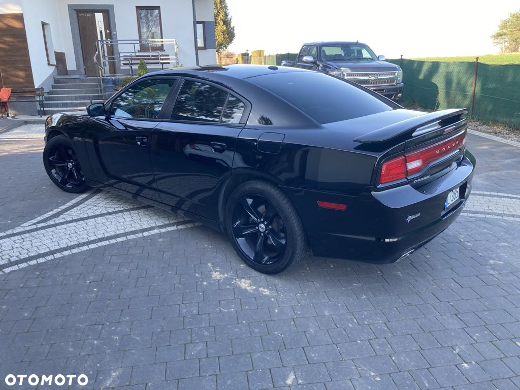 Dodge Charger 5.7 R/T - 4