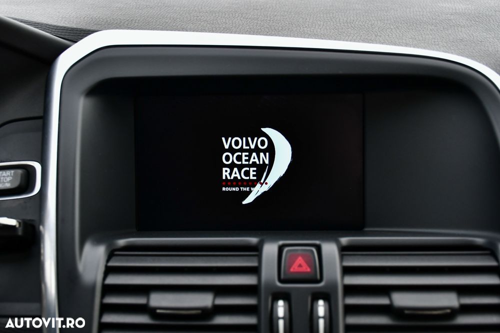 Volvo XC 60 D4 AWD Ocean Race - 18