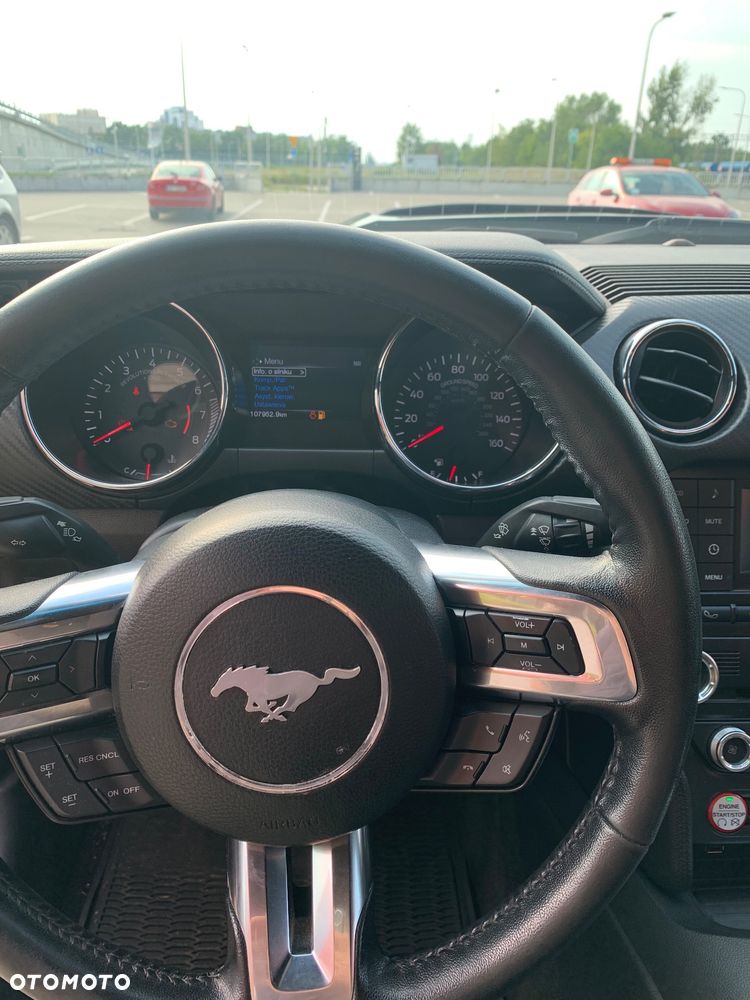 Ford Mustang 3.7 V6 - 18