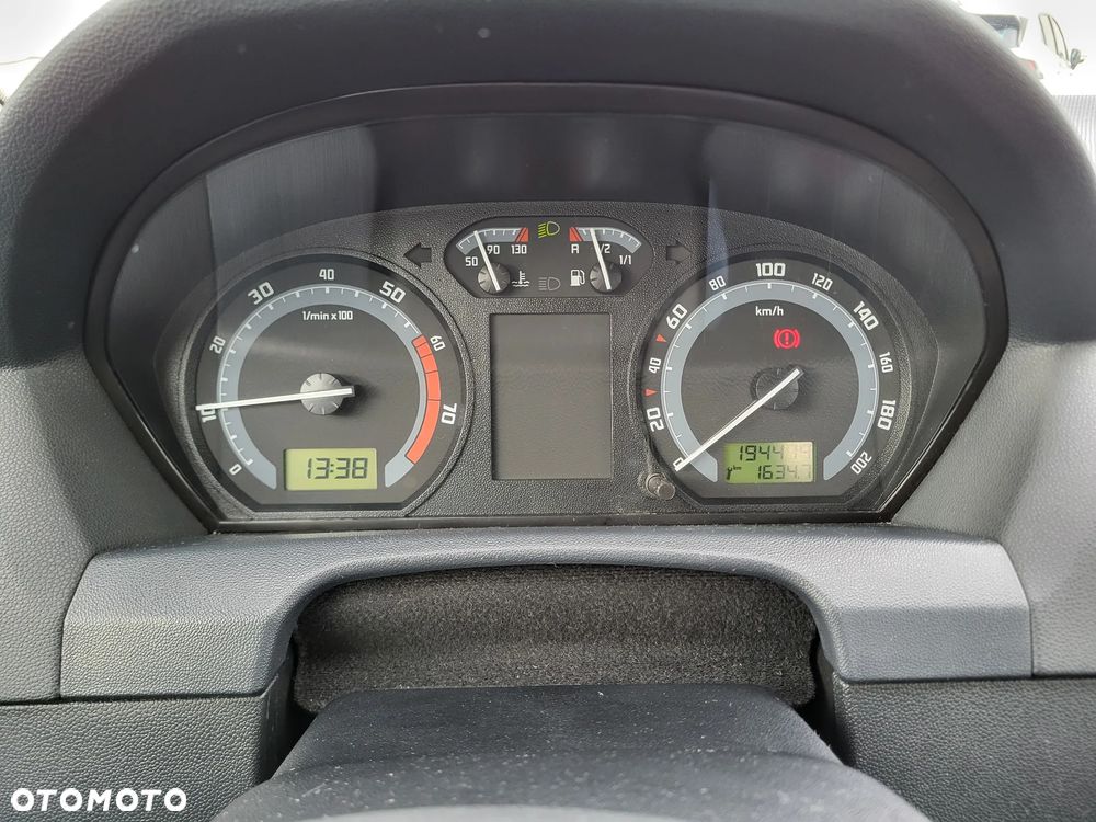Skoda Fabia 1.4 16V Classic - 17