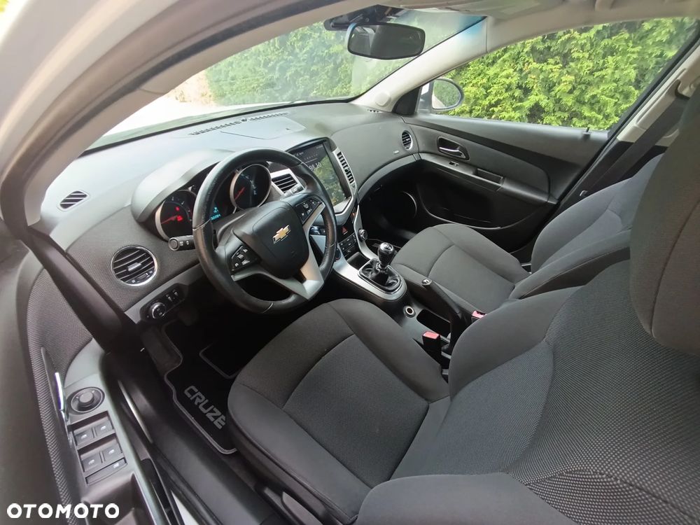 Chevrolet Cruze 1.6 LT - 5