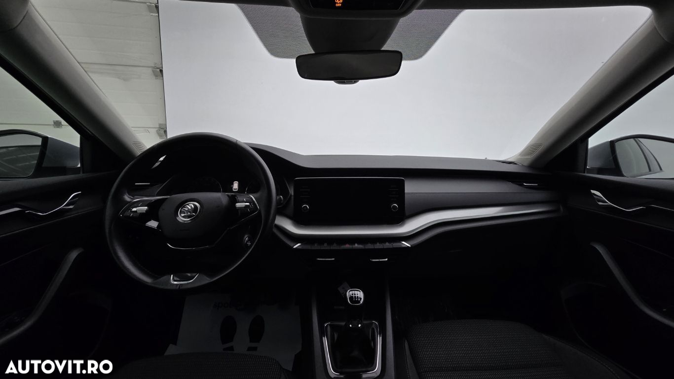 Skoda Octavia Combi 2.0 TDI Ambition - 14