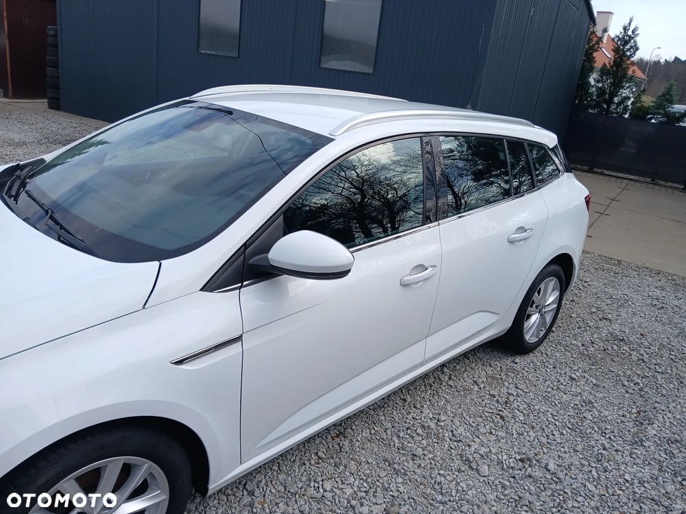 Renault Megane 1.5 Blue dCi Intens - 17